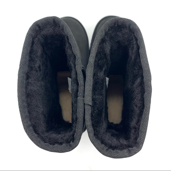UGG Women’s Classic Short II Black Boots - Picture 11 of 12